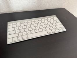 Apple Wireless Keyboard Tastatur QWERTZ Magic Keyboard