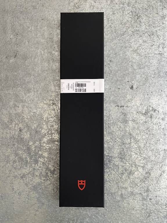 Tudor Orologi: Cravate Tudor bordeaux neuve, packaging dorigine – Nuovo e nell'imballaggio originale da Onex venduto da Jikael 3