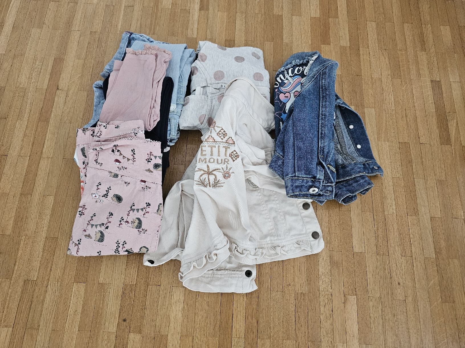 Lotti & Set di vestiti: Grosses Kleiderpaket 2 Mädchen Gr. 74/80 – Usato da Rothenburg venduto da Prinzaessin_Lillifee 1