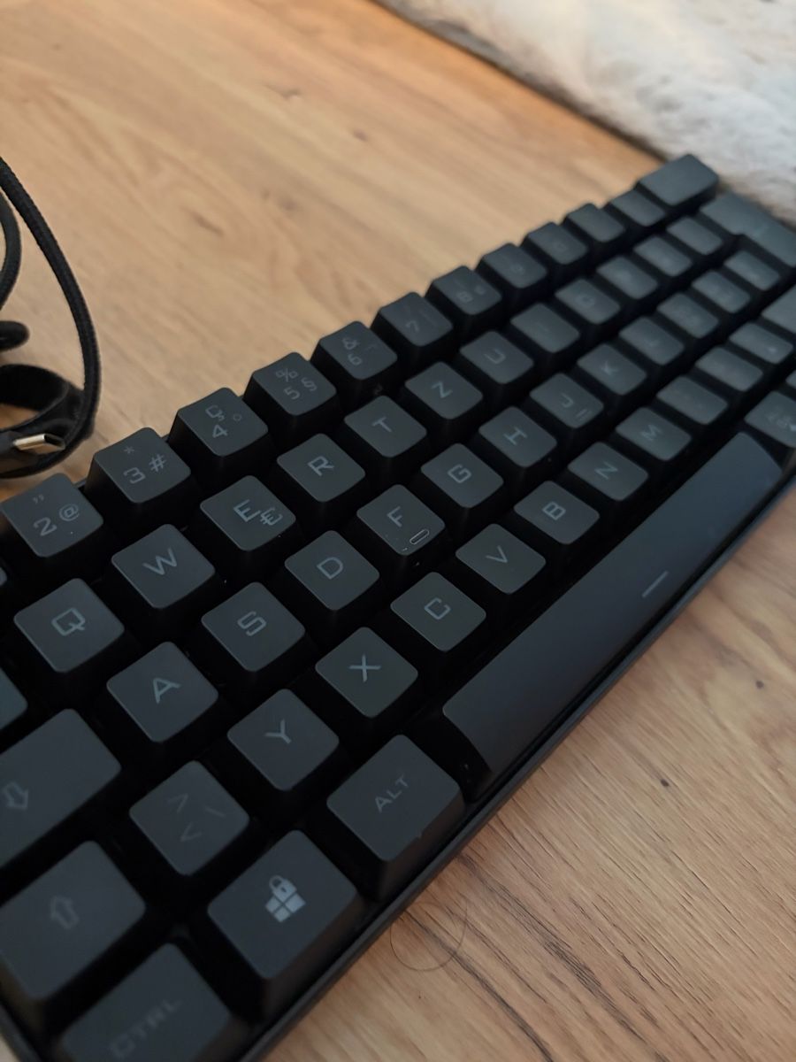 Claviers: DELTACO Gaming GAM-075-CH  – D'occasion à Bern par TC97 1