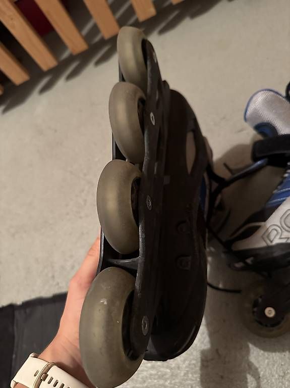 Inline-Skating & Rollschuhe: Inlineskates / Rollerblades / Rollschuhe – Gebraucht aus Jona von Seraina_T 3