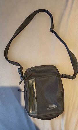 Nike Tech Bauchtasche/Umhängetasche