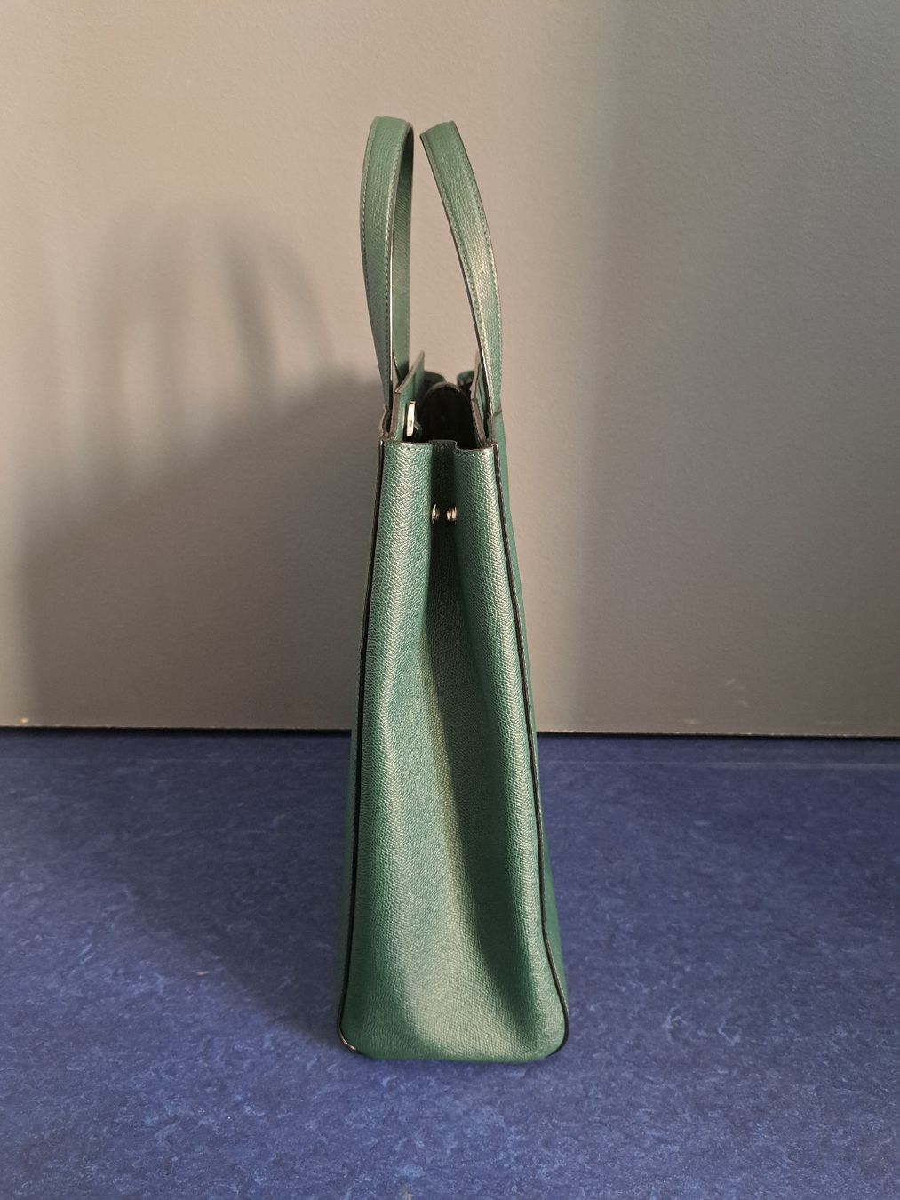 Rolex Borse: Orginal grüne Rolex Shoppingbag Leder – Nuovo (secondo la descrizione) da bad zurzach venduto da jue_5xhl 5