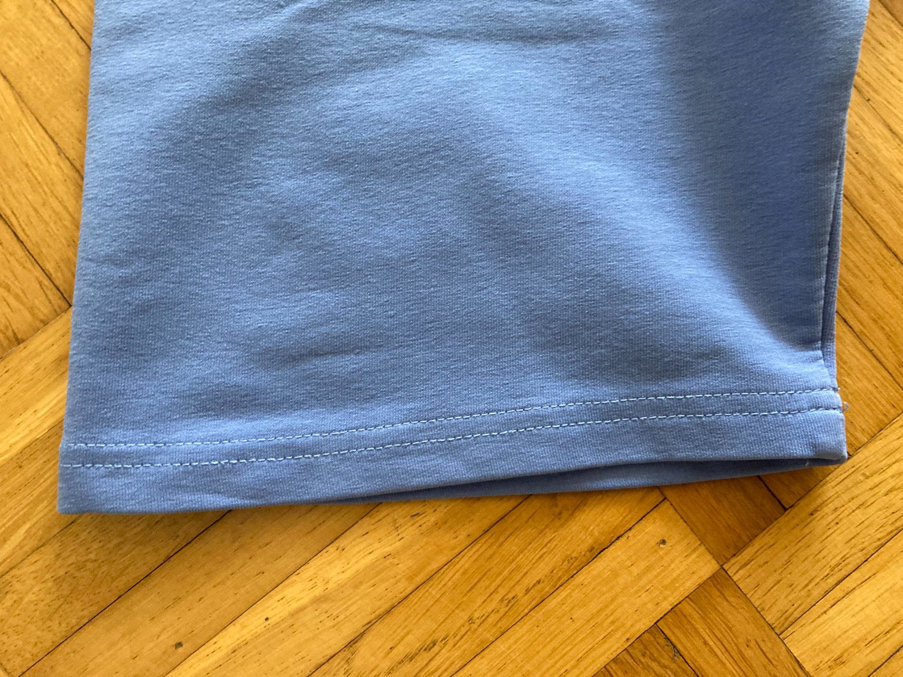 T-shirt: Cooles Sommer T-Shirt "Elevate" – Usato da Obfelden venduto da miau68 2