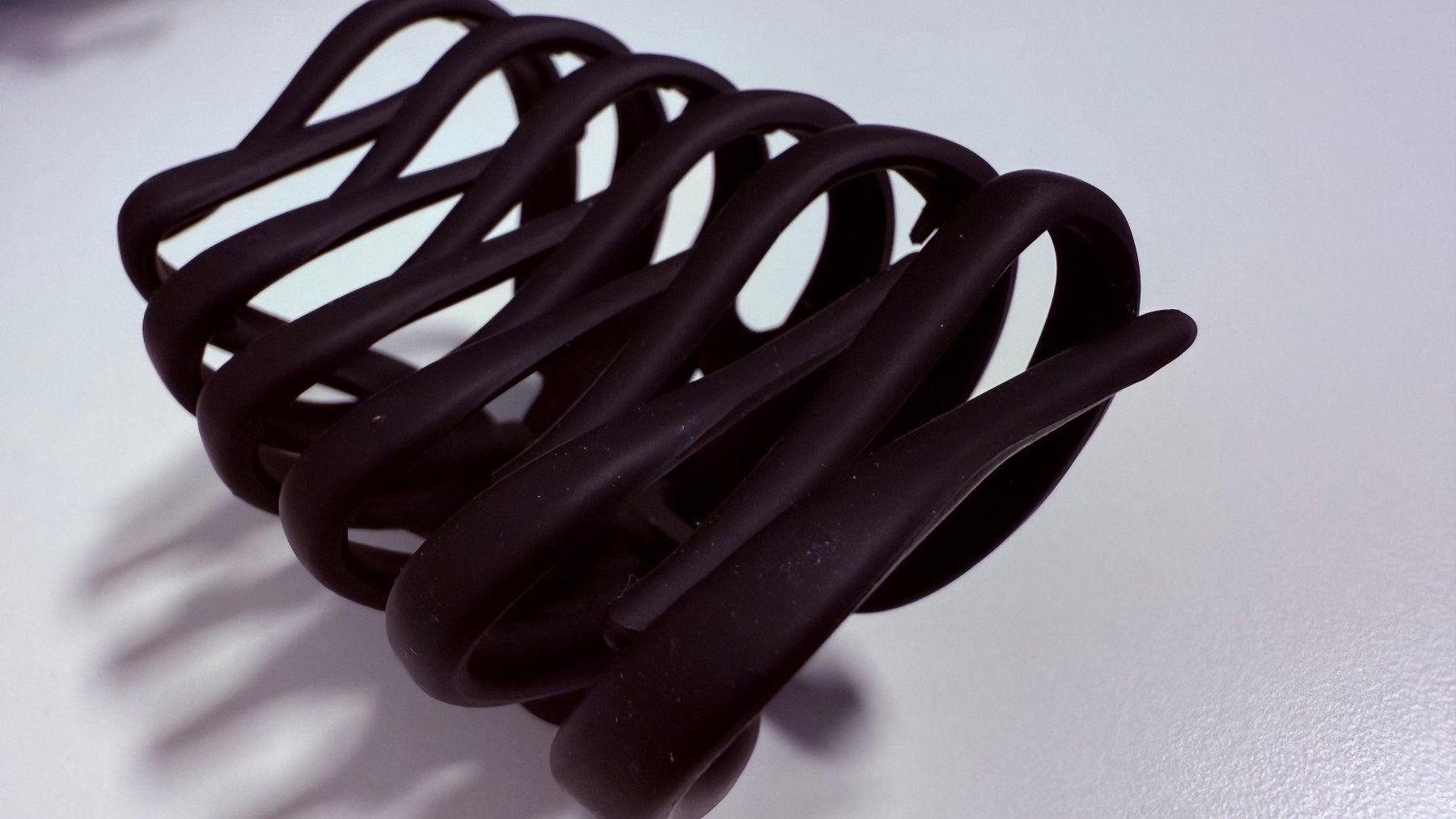 Accessori per capelli: Große Matte Schwarze Haarklammer – Nuovo (secondo la descrizione) da Zürich venduto da dum_x5xn 2