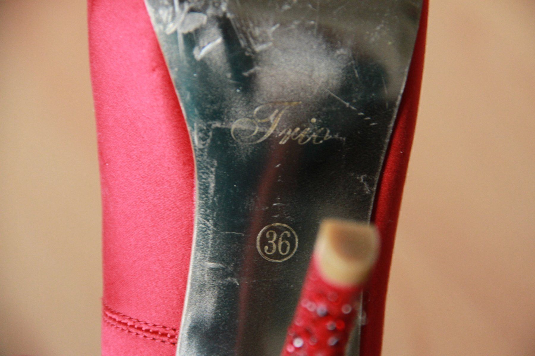 Chaussures femmes: Zign Pumps, rote, Gr.37, 10cm – D'occasion à Basel par mimi8668 3