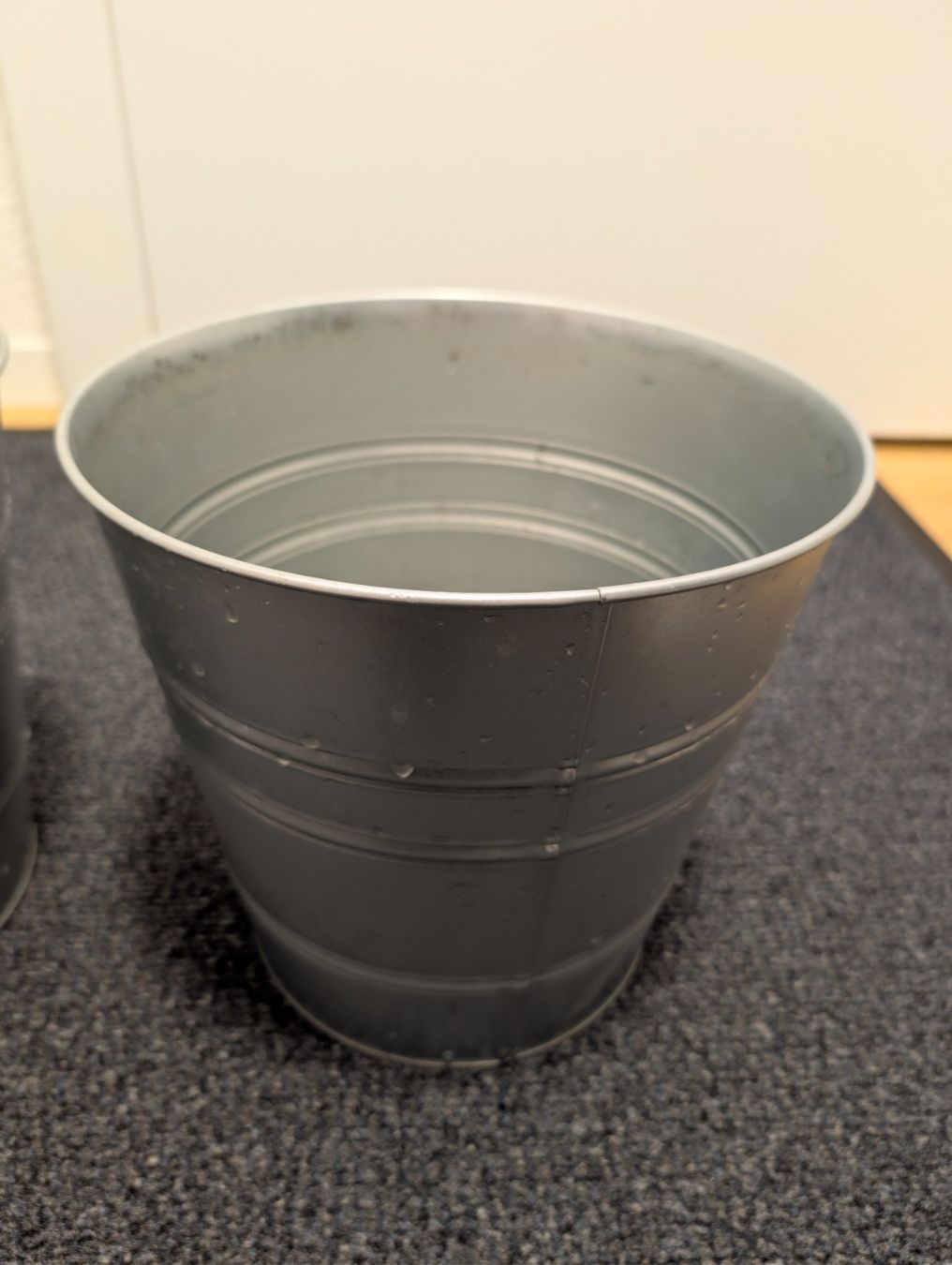 Ikea Pots de fleurs: IKEA Socker Blumentopf 24 cm – D'occasion à Urtenen-Schönbühl par Jens.Morgenegg