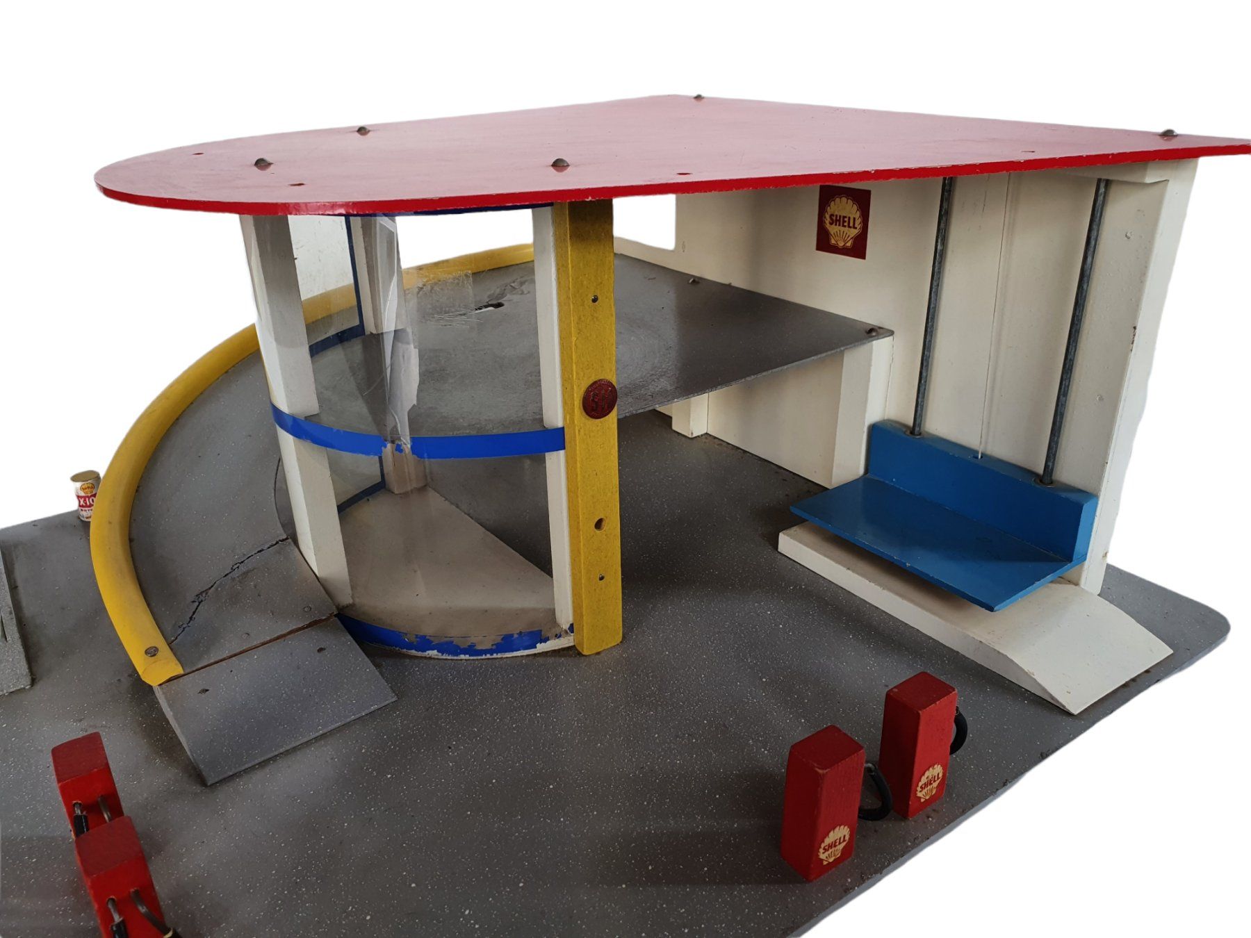 Spielzeuge: grosse Spielzeug Garage – Defekt aus Flawil von JaguarXJSHE 4