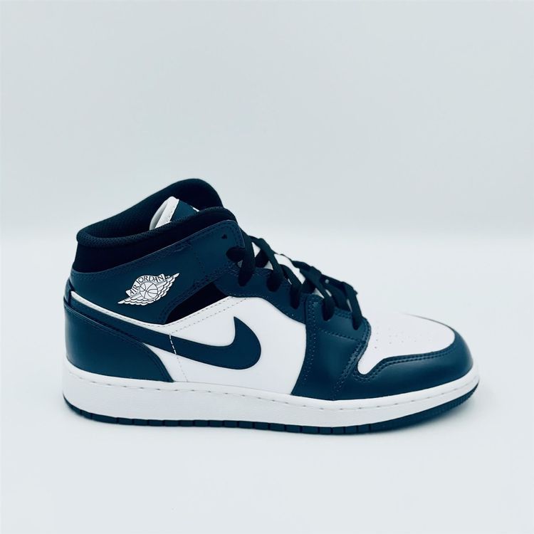 Jordan Chaussures femmes: Jordan 1 Mid Armory Navy EU 38.5 – Neuf avec emballage d'origine à Erlinsbach par sasneakers 1