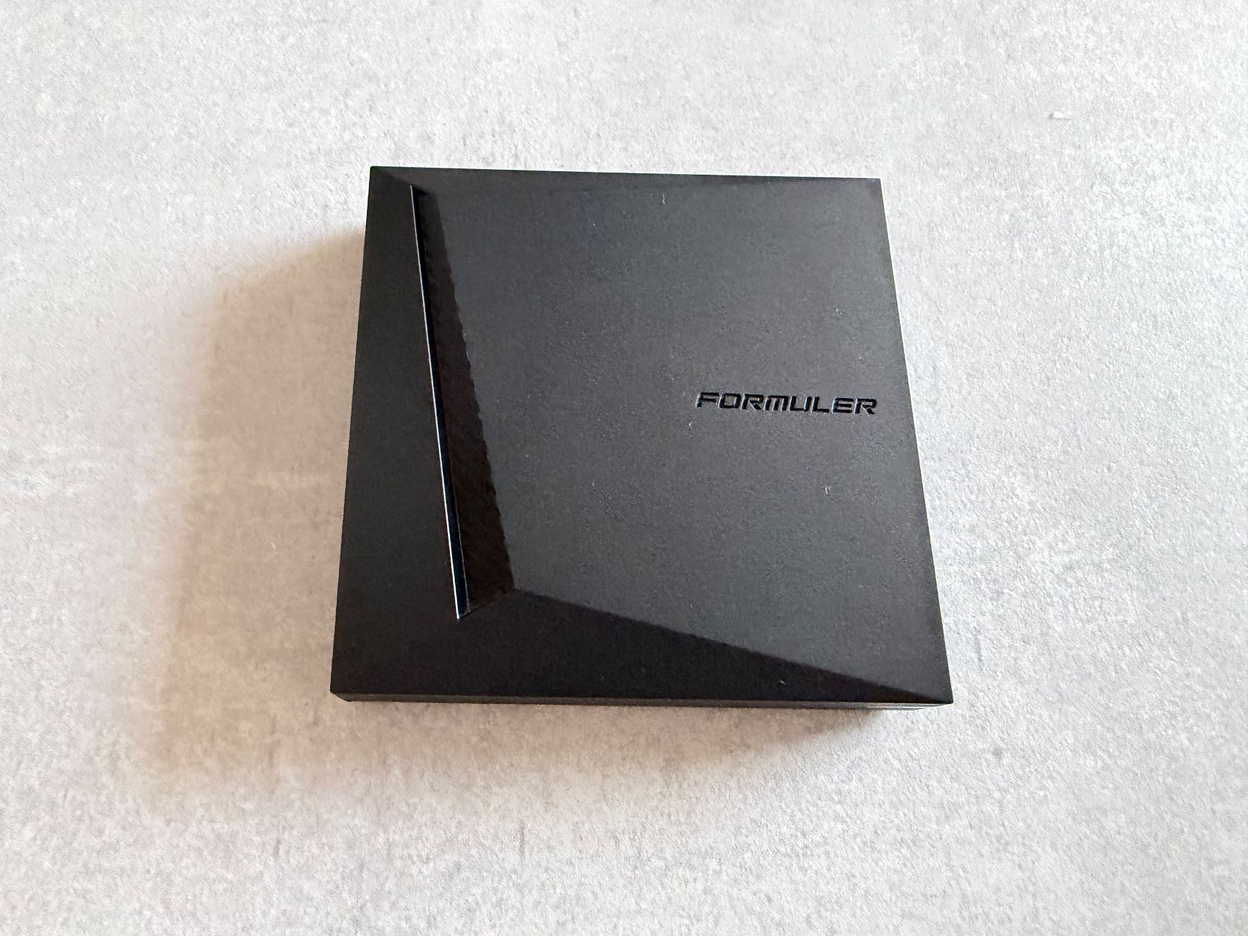 Formuler Sistemi audio & multimediali: Box IPTV Formuler Z11 Pro Max 32 Go avec télécommande BT1 – Usato da Le Mont-sur-Lausanne venduto da Carl2k 4