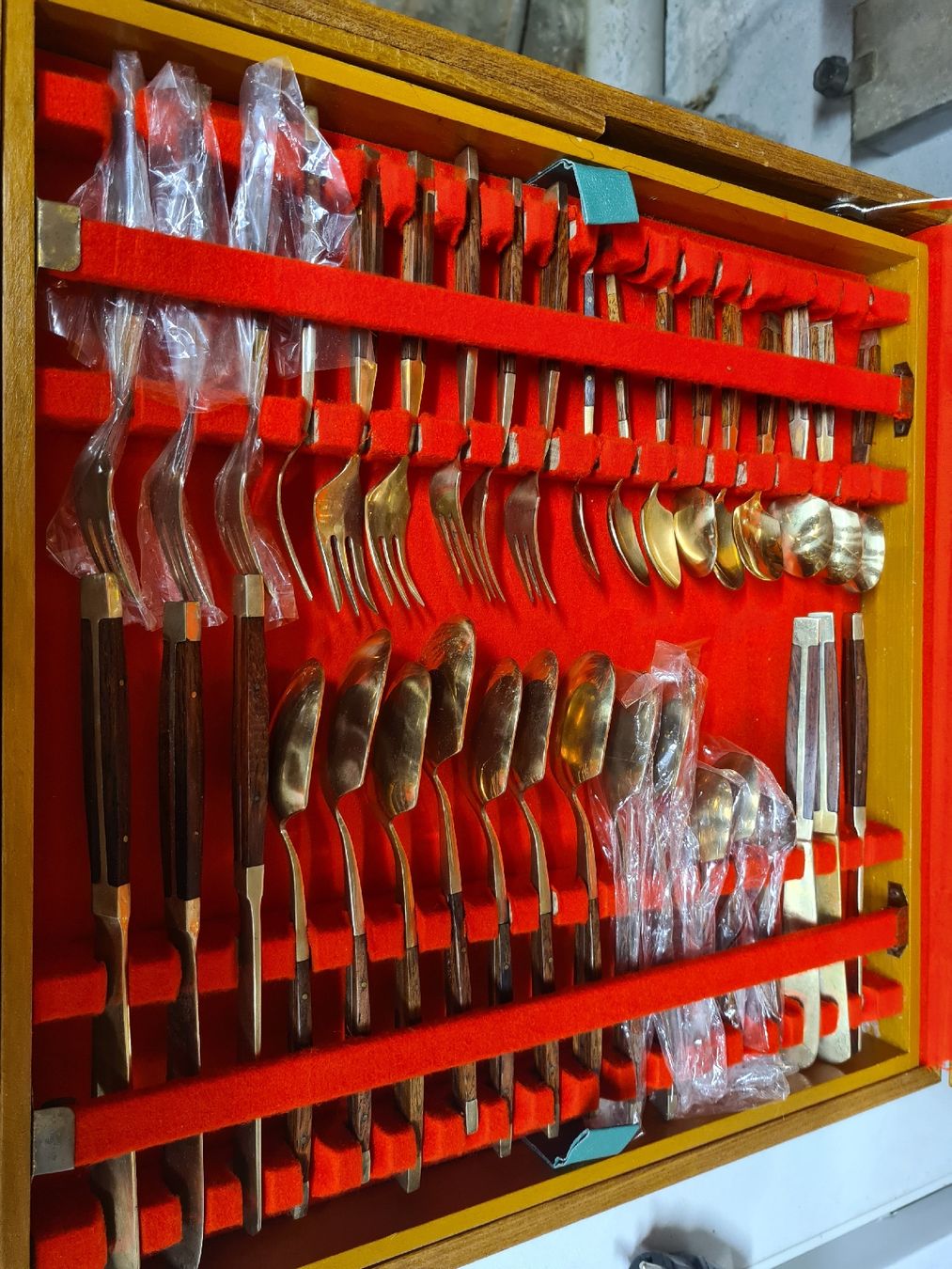 Set di posate: Antikes Besteckset aus Bronze  – Usato da Waldkirch venduto da Hypertenuse 2