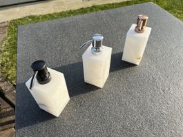 Alebaster Seifenspender, Badezimmer Accessoire, Neuwertig