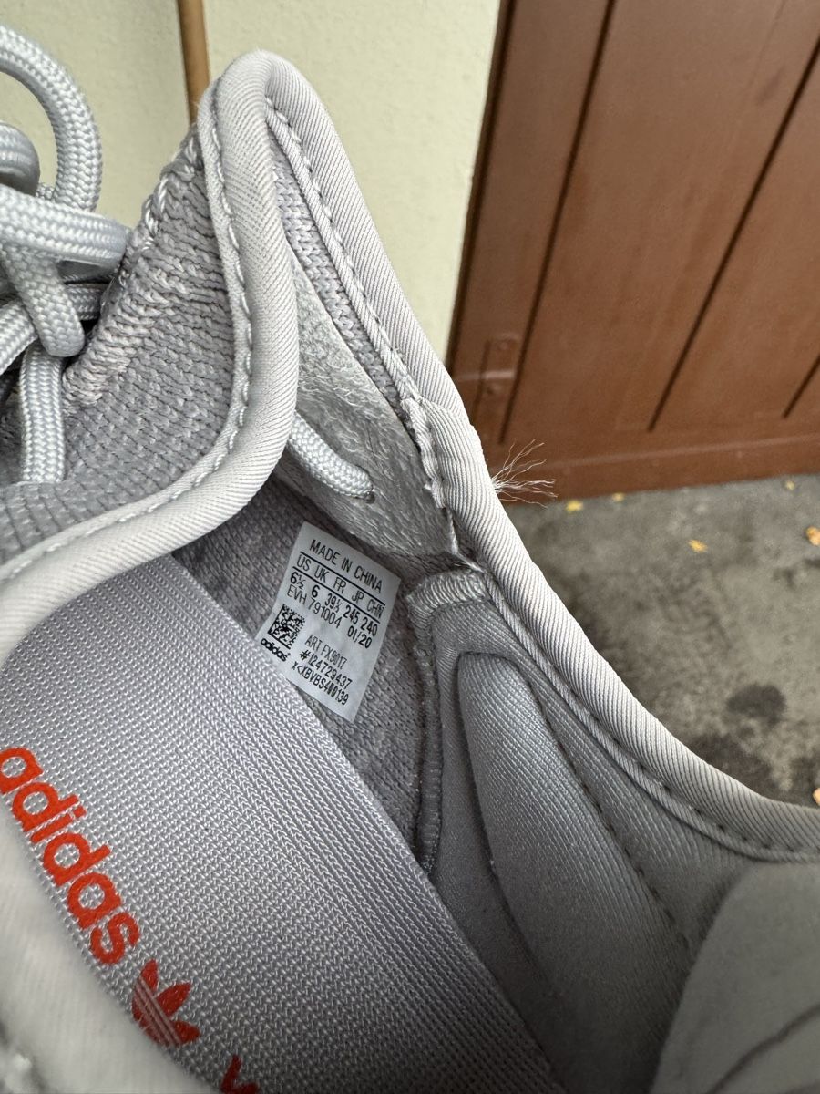 Adidas Herrenschuhe: Yeezy boost 530 v2 Tailgt 39 1/3 – Neu (gemäss Beschreibung) aus Porrentruy von fee_24 3
