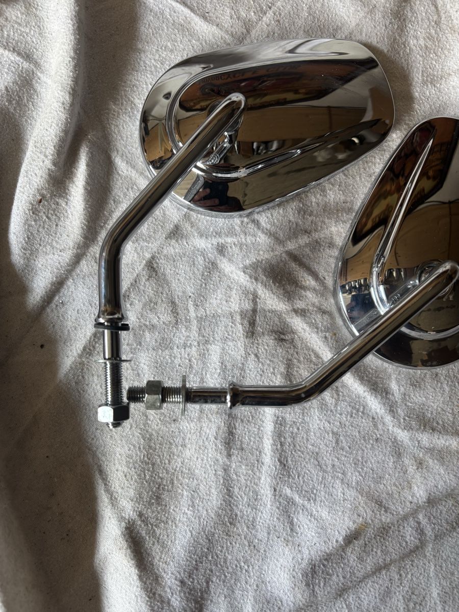 Harley-Davidson Tutti i ricambio per moto: Harley Davidson Rückspiegel – Usato da Schötz venduto da Harley35 6