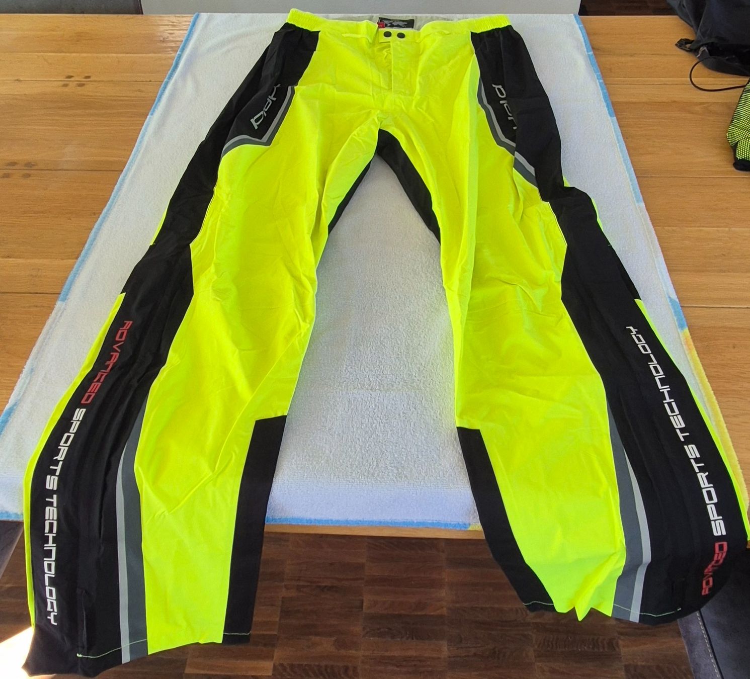 Held Lotti di vestiti: Motorrad-Regenbekleidung HELD – Nuovo (secondo la descrizione) da Lachen SZ venduto da Harly07 4