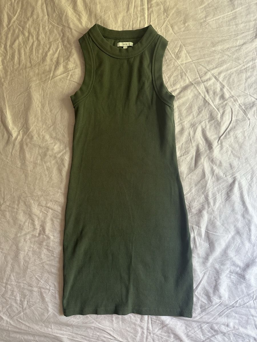 Vestiti: neuw body con dress  – Usato da Bern venduto da nina.nmp 1