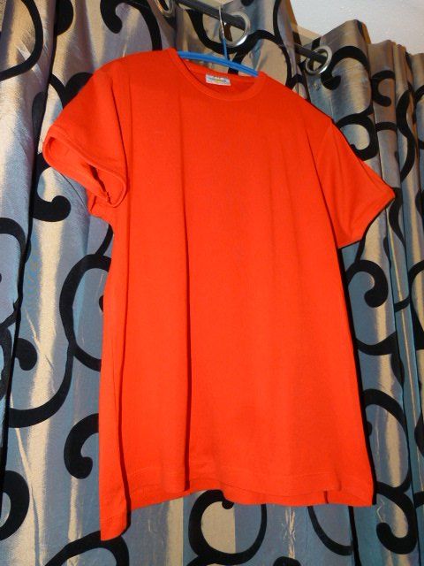 Switcher T-shirt: Shirt von Switcher, Gr. L, rot – Usato da Nunningen venduto da Fashion-Ave51 1