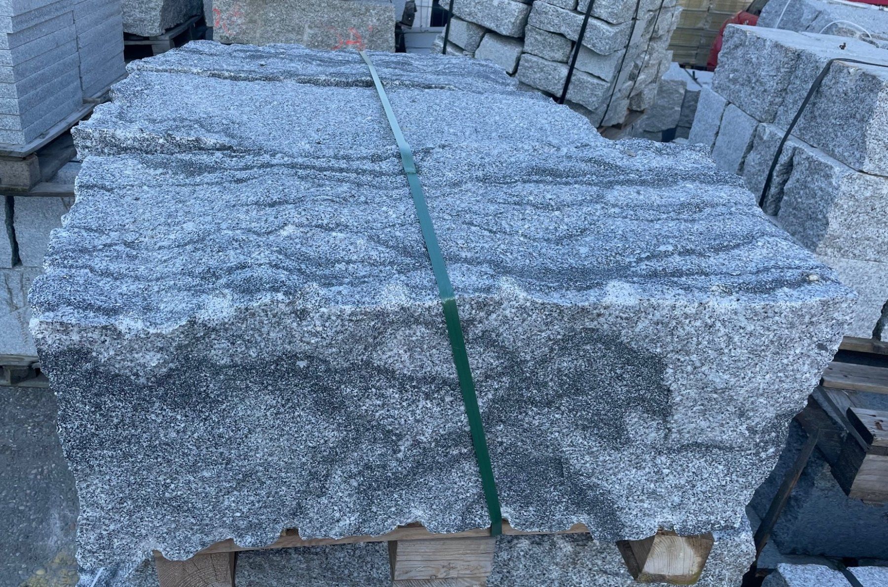Steine & Dachziegeln: Granit Mauersteine / Quadersteine – Neu (gemäss Beschreibung) aus Aarau von natursteinhandel 1