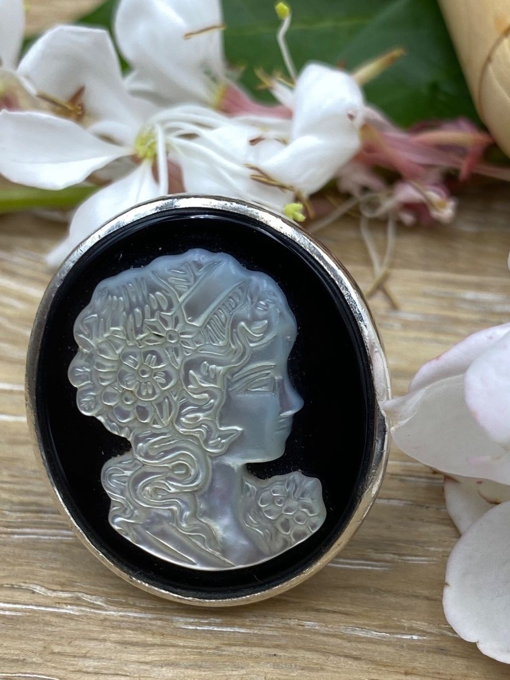 Ringe: Bague camé, en argent, onyx et nacre – Gebraucht aus Agiez von Beve15 5
