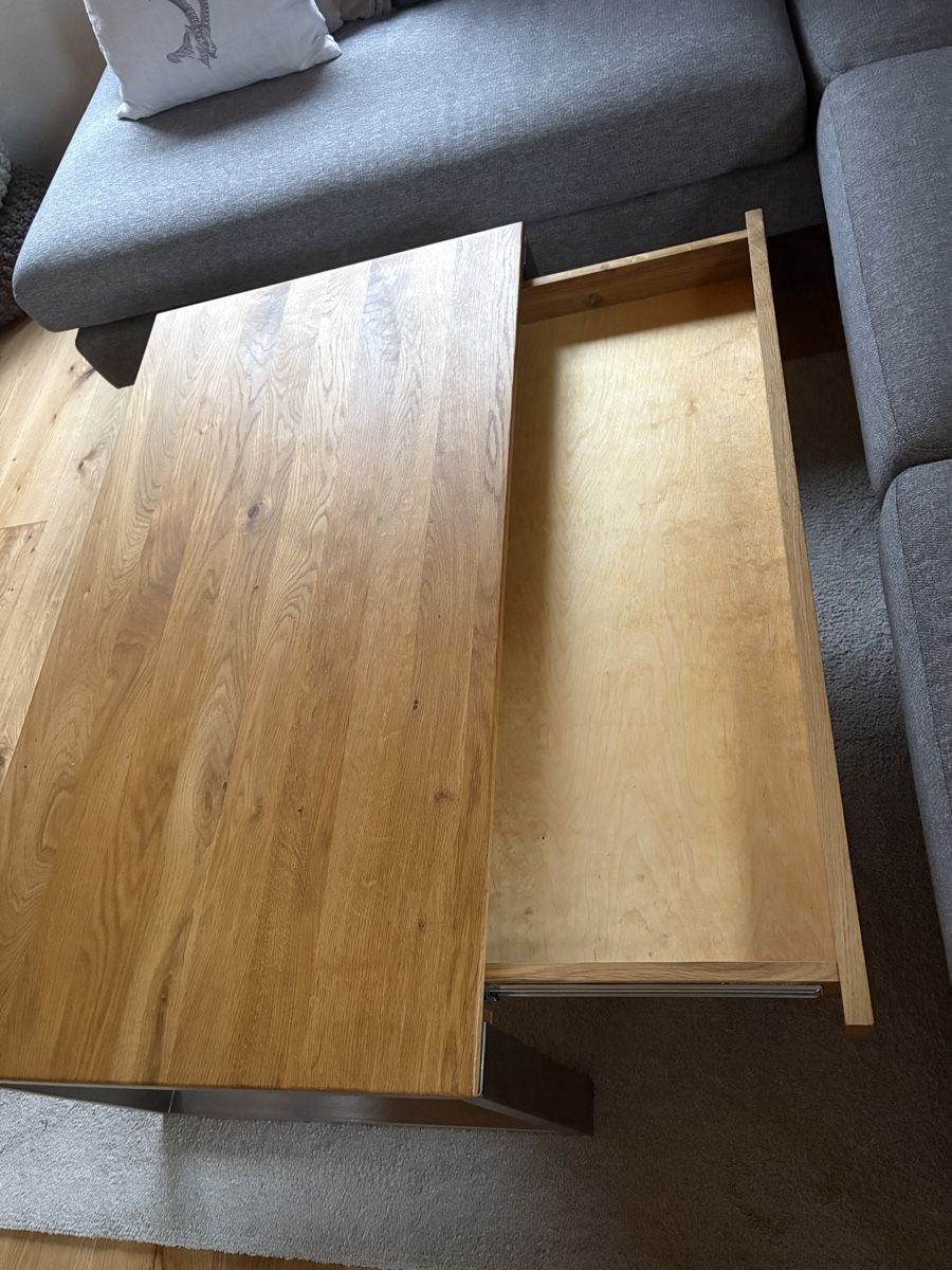 Tische: Salontisch Eiche massiv – Gebraucht aus Trimmis von tei_l2tf 2