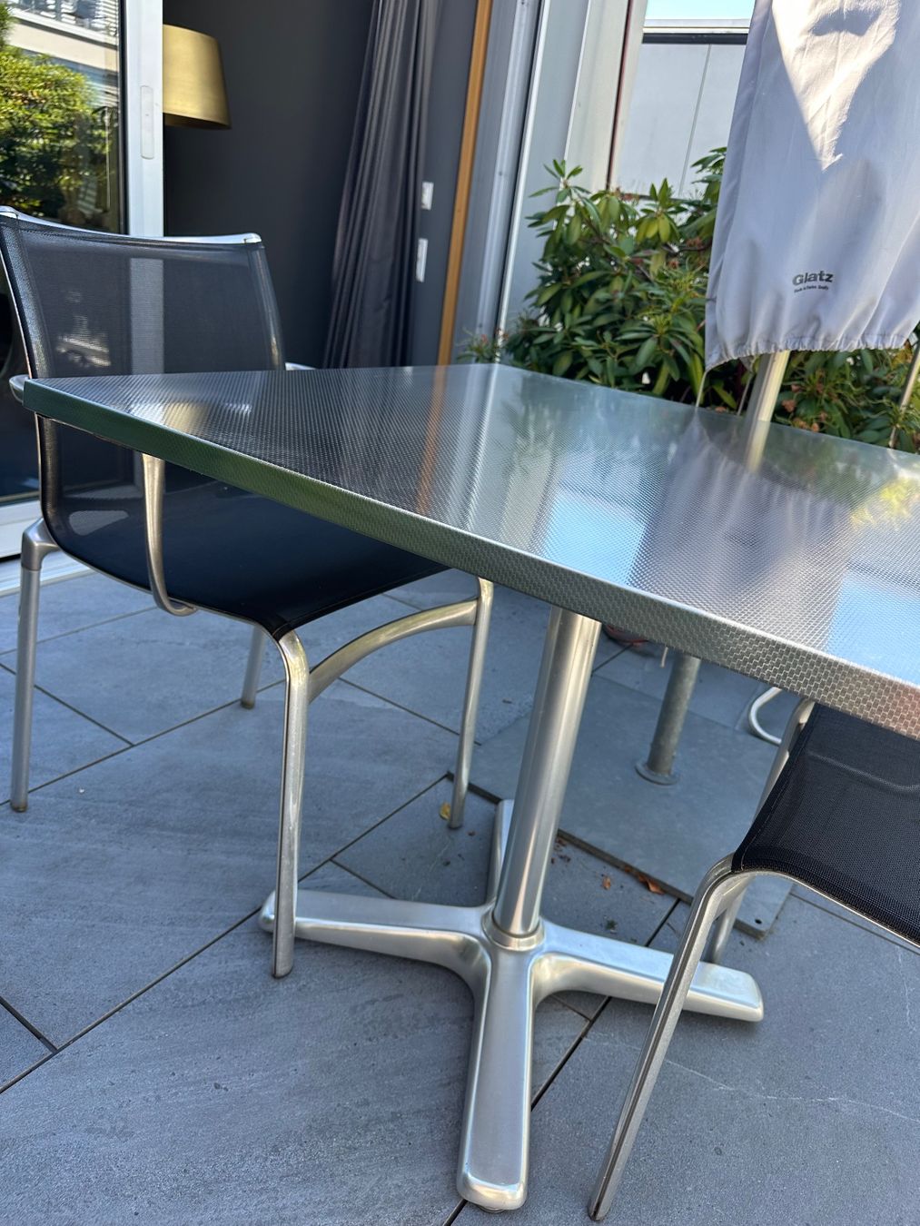 Tables: Gartentisch Metall – Neuf avec emballage d'origine à Zürich par MouseTraveller 1