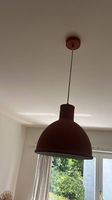 Hellrote / Dunkelrosa Lampe