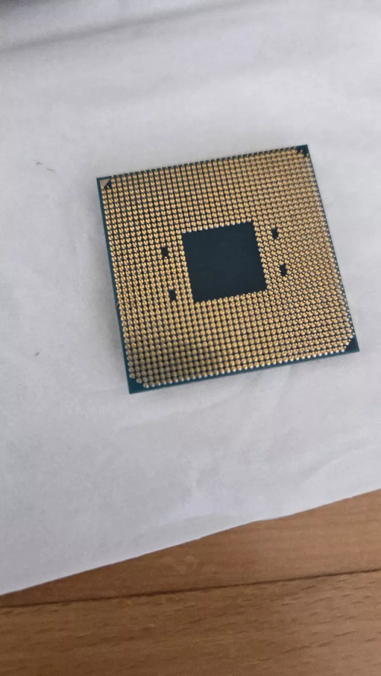 Amd Componenti elettronici: Ryzen 5 1600 & Cooler – Usato da Stein AG venduto da rub_d7hz 2