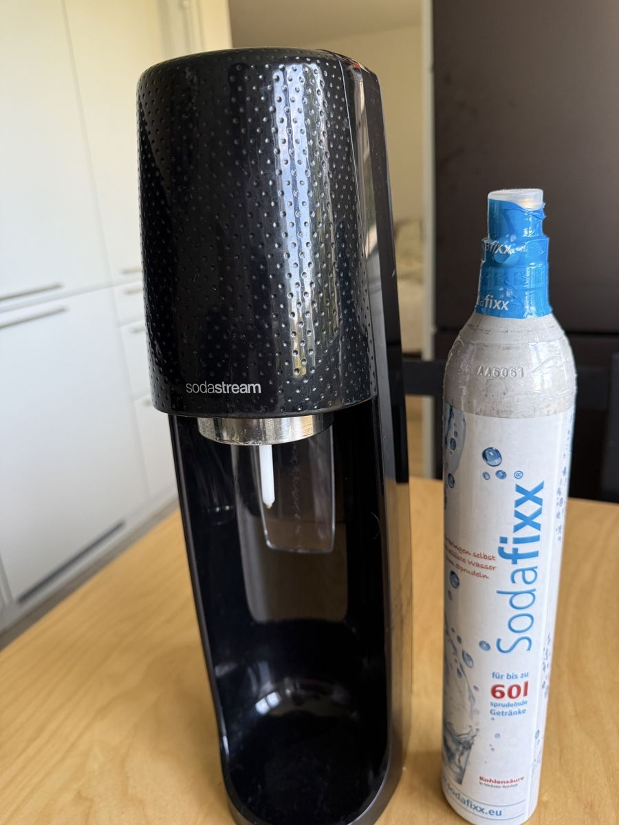 Sodastream Elettrodomestici da cucina: SodaStream Wassersprudler – Usato da Dübendorf venduto da Ilsaporedelviaggio