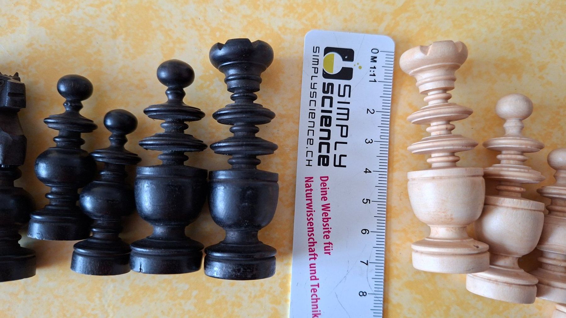 Spiele: Schachfiguren – Gebraucht aus Bretzwil von eri_2gck 1