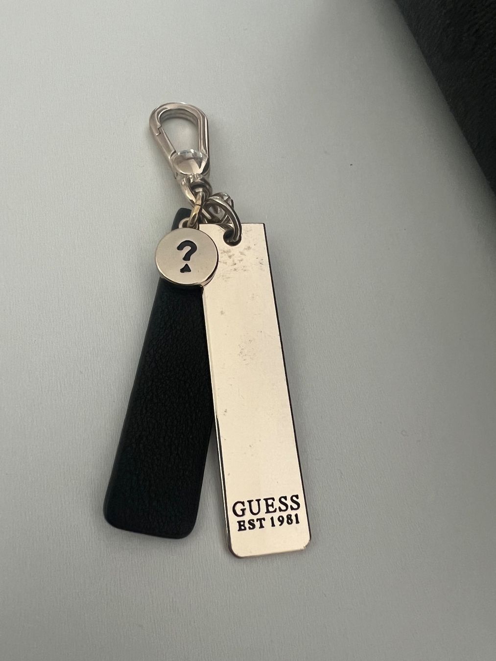 Guess Taschen für Damen: Guess Tasche – Gebraucht aus Schaffhausen von mary.d 4