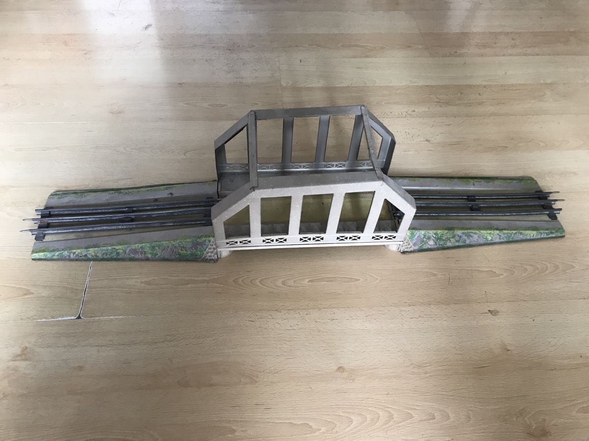 Bing Modellini di ferrovie: Bing Brücke Spur 0 – Usato da Zürich venduto da Kiron