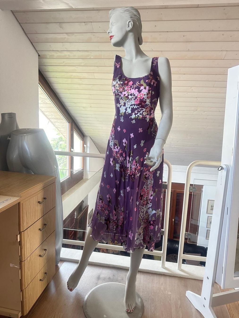 Vestiti: Seidenkleid von BLUNAUTA – Usato da Neuhausen venduto da Lechasseur