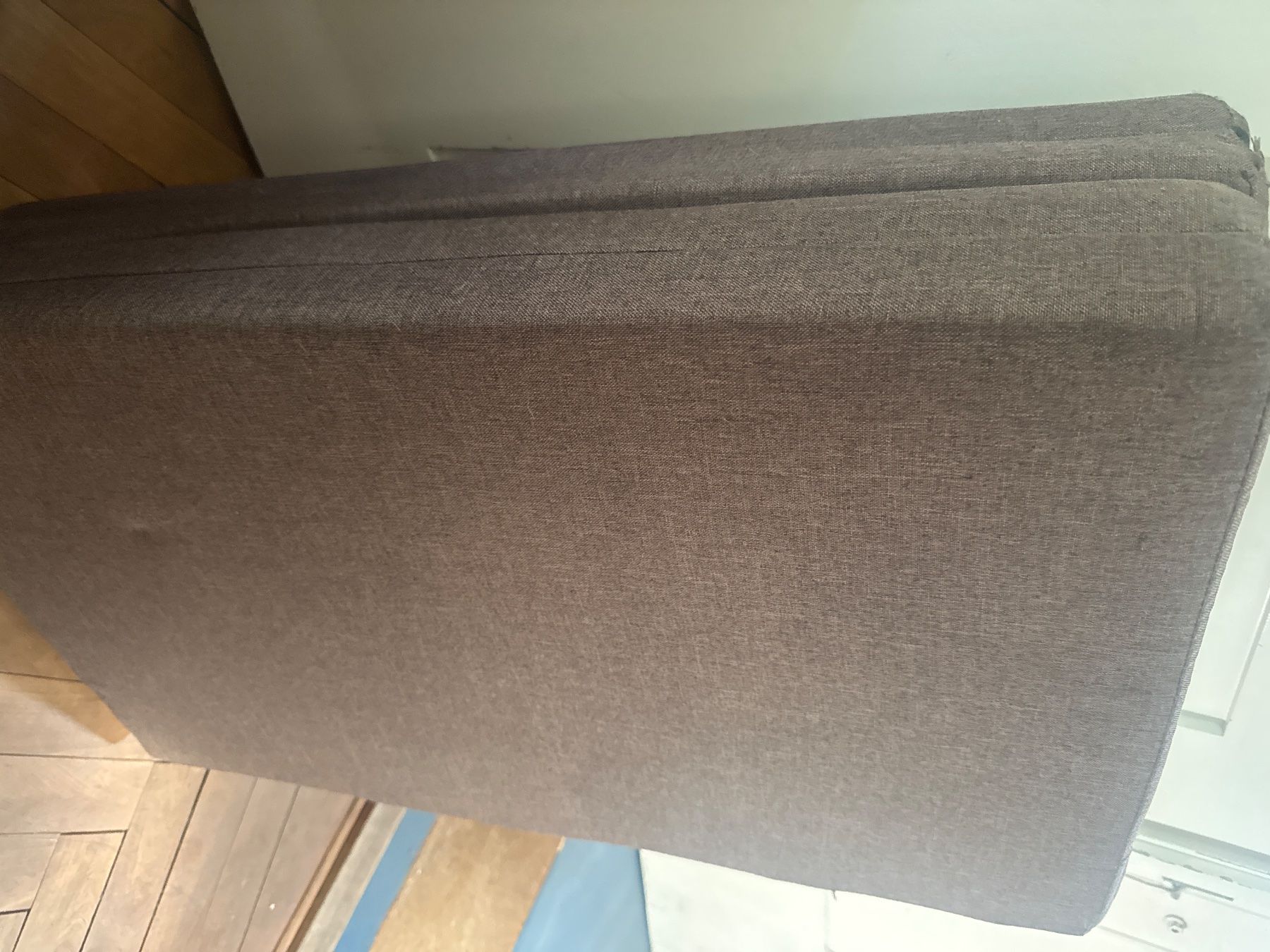 Letti: Gästebett im minimalistischen Stil – Usato da Zürich venduto da Anna-lova 6