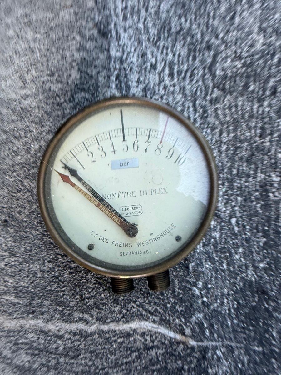 Modelleisenbahnen: RhB Manometer – Gebraucht aus Surava von Mrs_Rhaethia