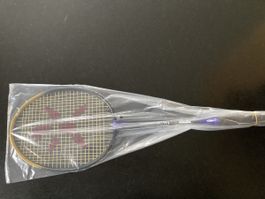 Neuwertiger Huspo Badminton Schläger - Sofort spielbereit!