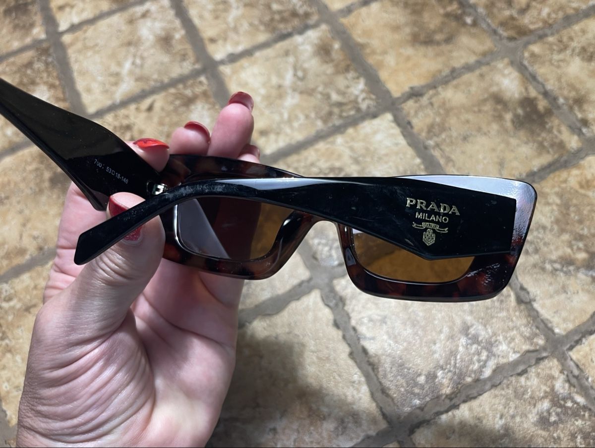 Prada Occhiali & Lenti: Prada Occhiali da sole tartarugati rettangolari – Usato da Gordevio venduto da LanaZimm 5