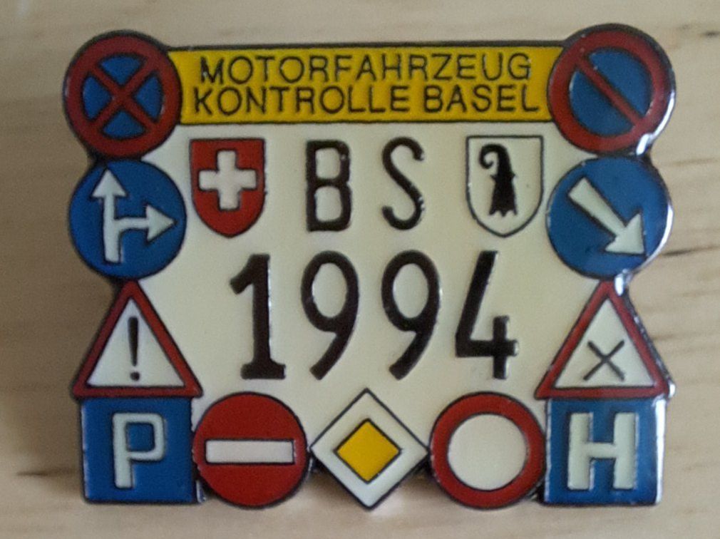 Placchette & Badge: Pin Motorfahrzeugkontrolle Basel 1994 – Usato da Kriens venduto da Wolly85