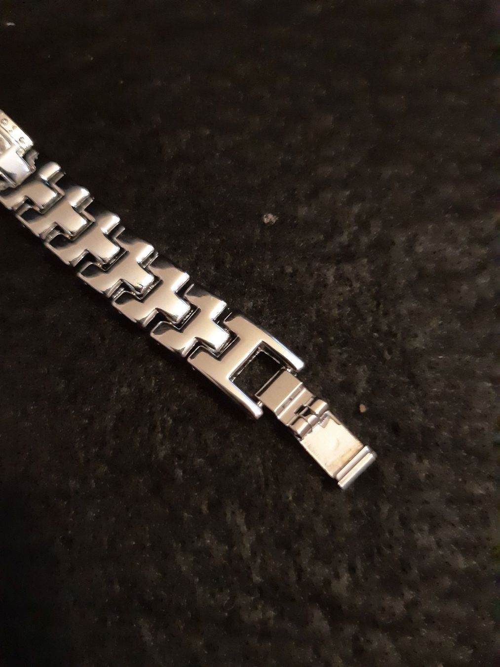 Bracciali & Braccialetti: Lady Armbanduhr sehr elegant glizernd – Nuovo e nell'imballaggio originale da St. Margarethen TG venduto da ursk10 4
