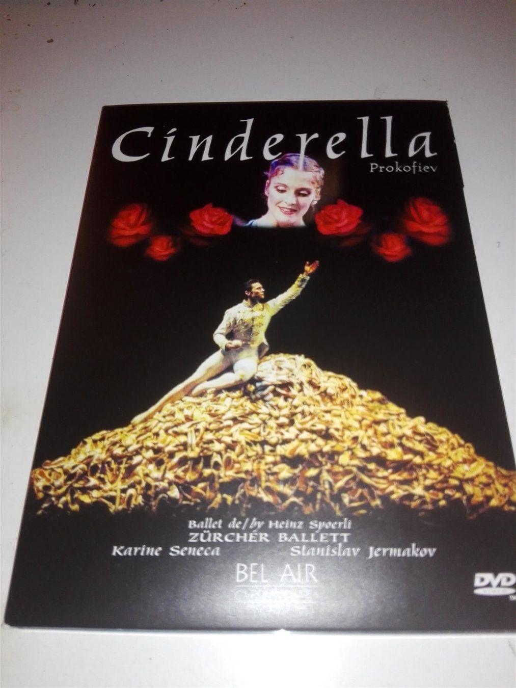 Tutti i DVDs: Cinderella  (Prokofiev) – Usato da St. Gallen venduto da elk2021