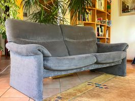 Canapé gris anthracite inclinable (Rolf Benz)