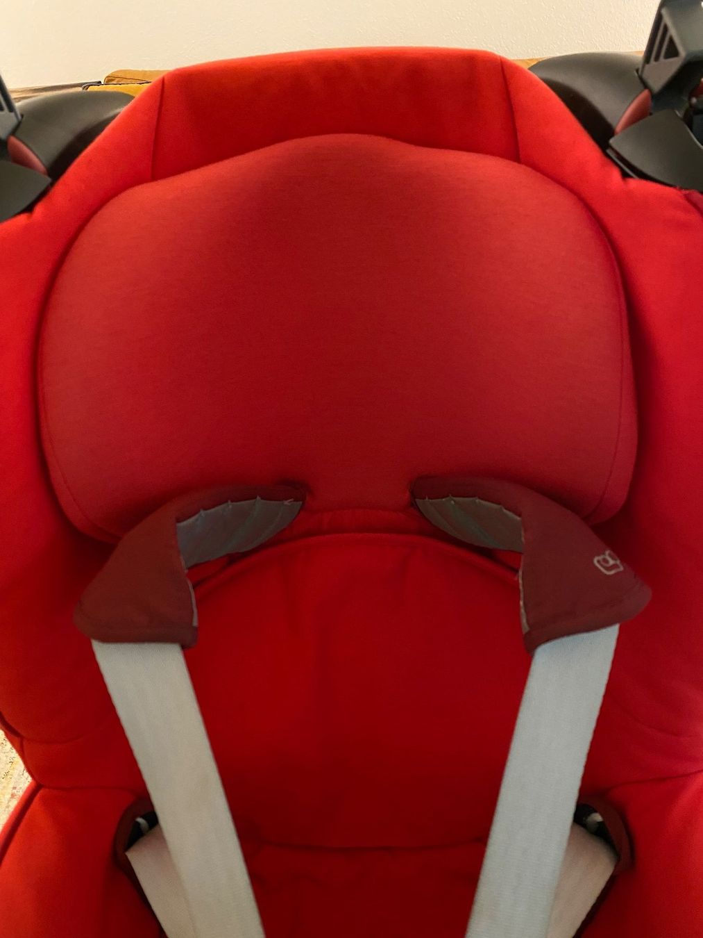 Seggiolini per auto: Maxi Cosi Tobi Autositze – Usato da Bassersdorf venduto da schweizshop 7