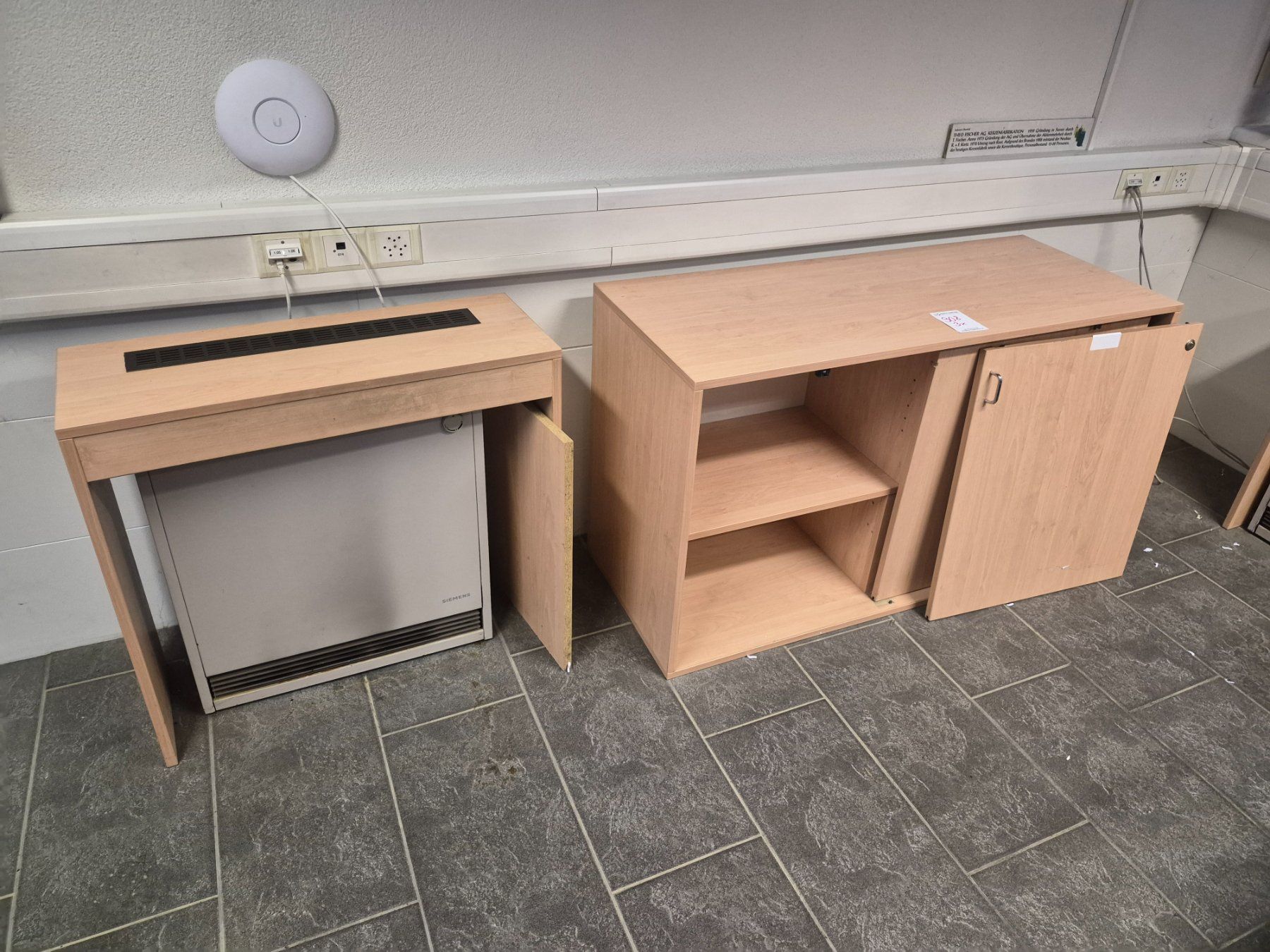 Commodes: 908 3x Holzmöbel mit Inhalt – D'occasion à Derendingen par Meisterstuecke 2