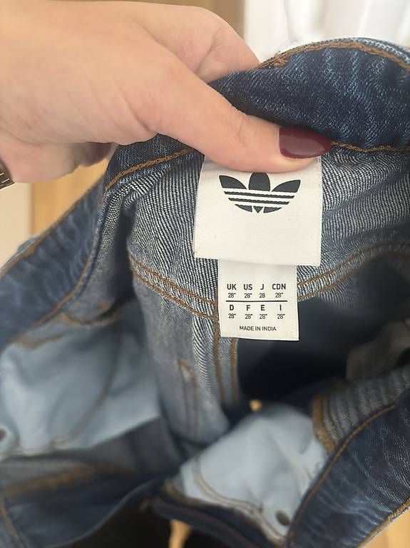 Hosen: Adidas Hose – Neu und originalverpackt aus Bern von deb_2wnq 2