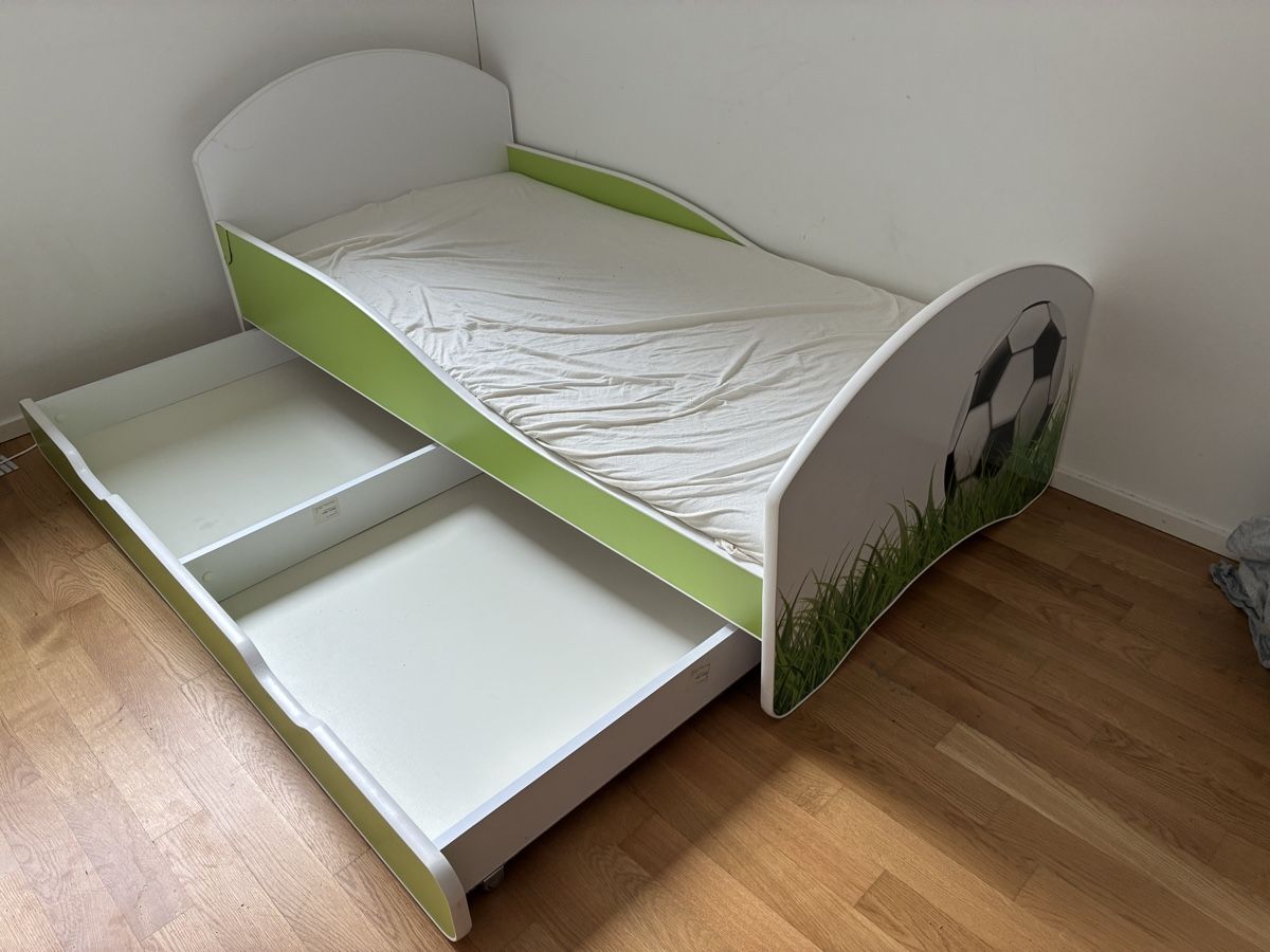 Letti: Kinderbett mit Fussballmotiv – Usato da Maloja venduto da leonharda 2