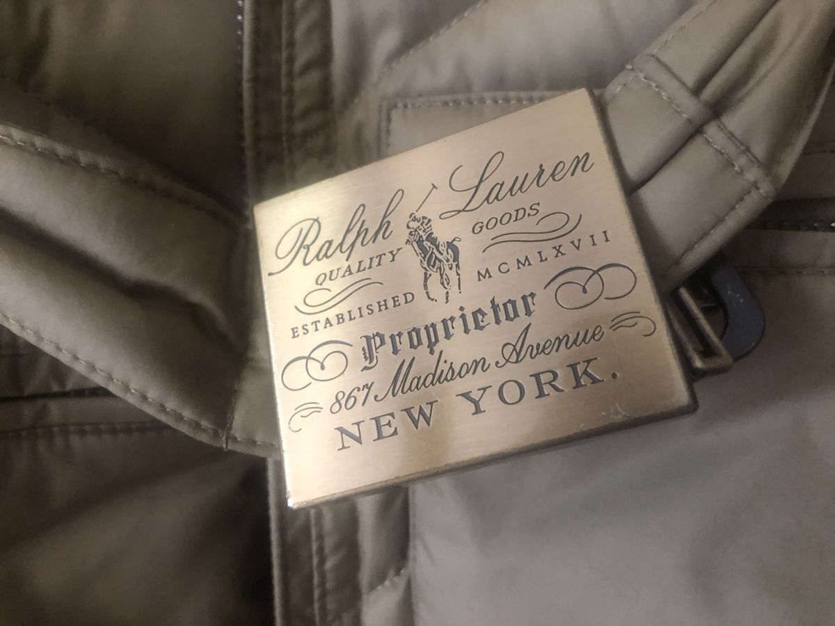 Ralph Lauren Giacche: Ralph Lauren winter jacket in size L suitable for a size M. – Usato da Freienwil venduto da Nompumelelo 4