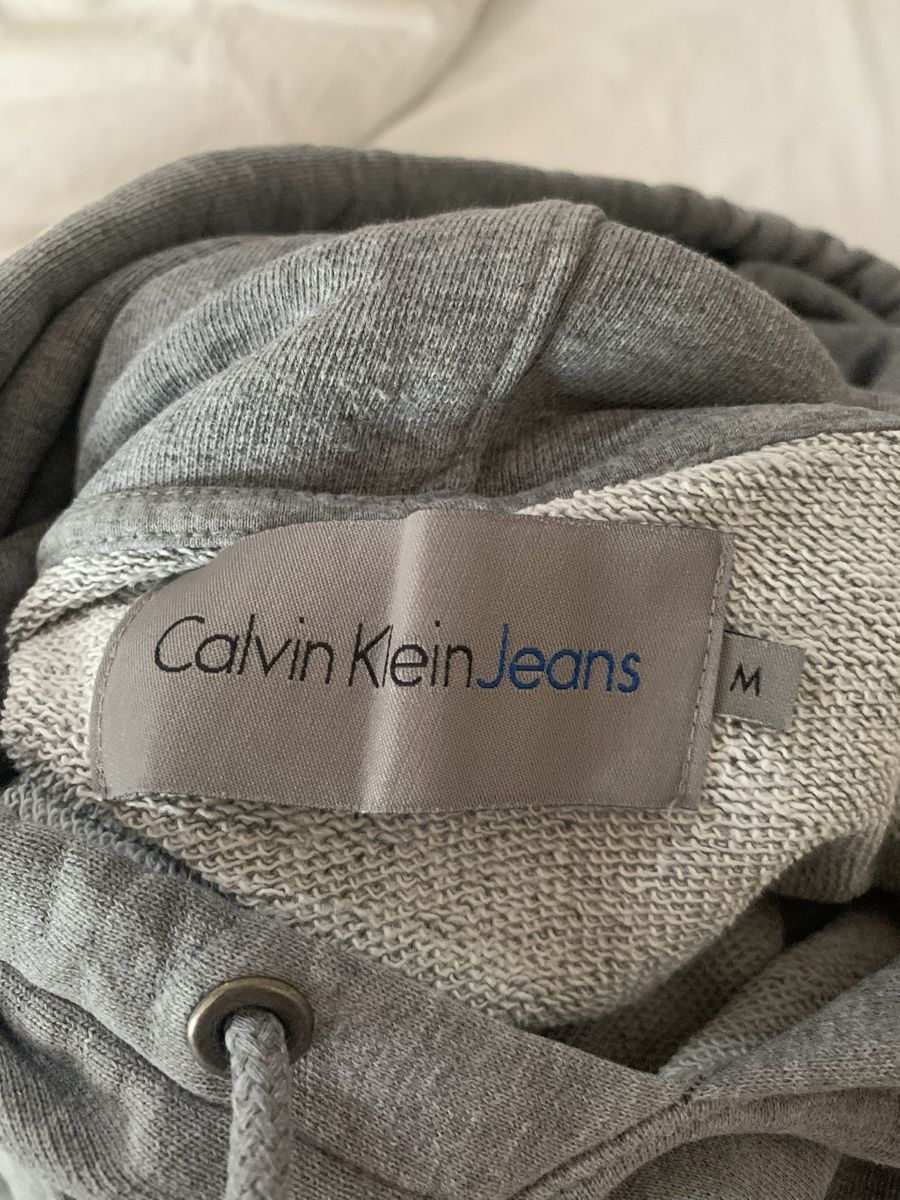 Calvin Klein Maglioni & Felpe: Original Calvin Klein Jeans Kapuzenpullover Grau Gr. M – Usato da Ellikon an der Thur venduto da Bali1999 3
