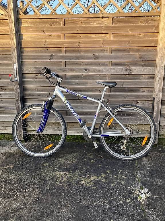 Biciclette: Vélo BIXS – Usato da Givrins venduto da phi_kdn6