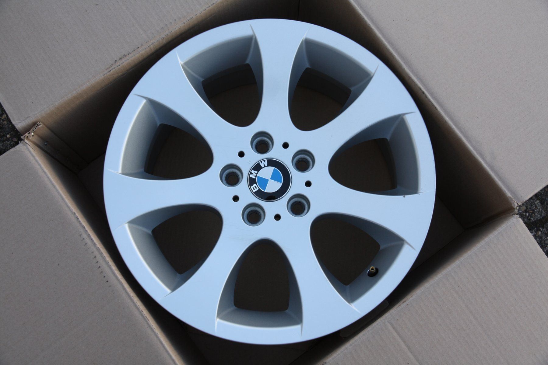 BMW Felgen: BMW Alufelge 162 E90 E91 E92 E93 Jante – Gebraucht aus Ettlingen von Car-Parts-Mueller 3