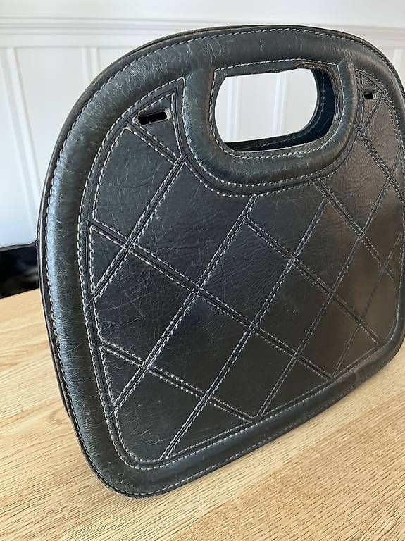 Borse da donna: Schwarze Ledertasche Vintage – Usato da Zürich venduto da nic_l9gv 2