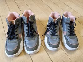Venice Schuhe Grösse 33 und 37
